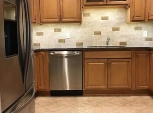 147 Sapphire Ln #147, Franklin Park, NJ 08823