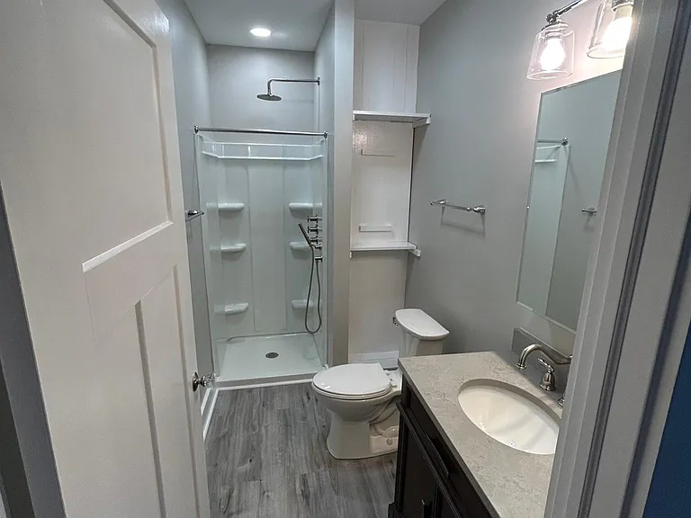 1610 Main St #3B — Photo 8