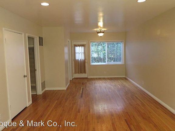 3rd image of 951 10th St APT C