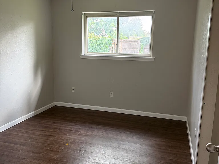 608 Aspenway Cir — Photo 13