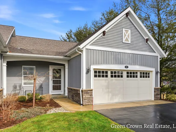 851 S Center Park Dr SW, Byron Center, MI 49315