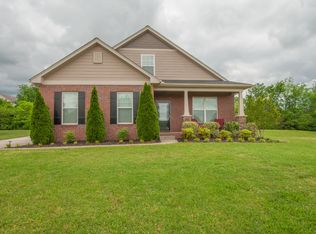 1043 Oakhall Dr, Mount Juliet, TN 37122