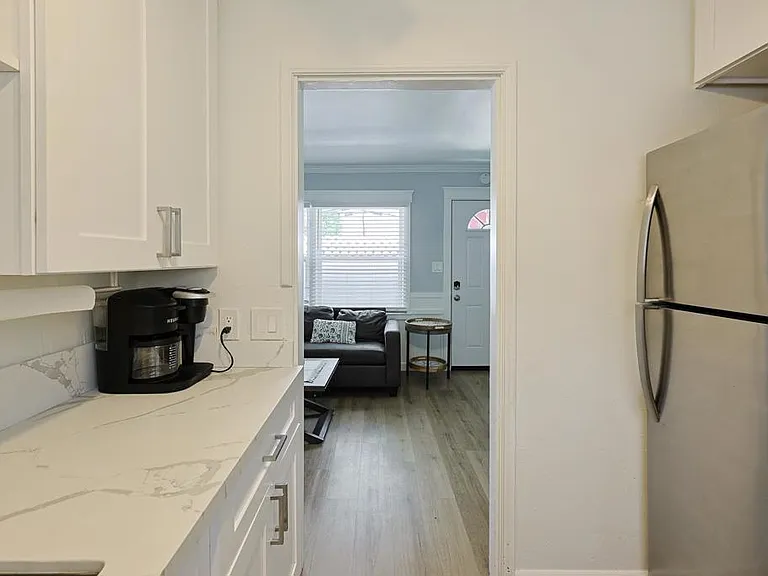 207 C Ave — Photo 22