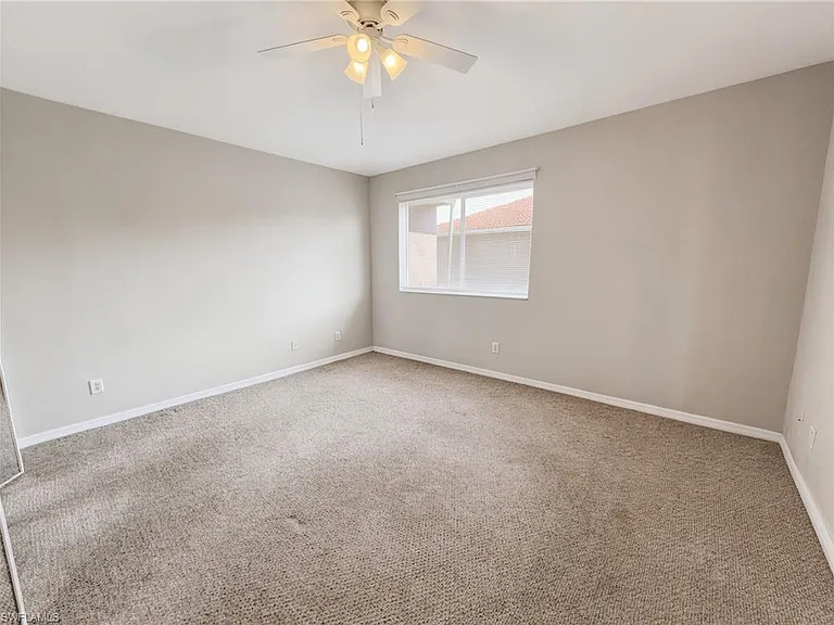 9706 Roundstone Cir — Photo 7