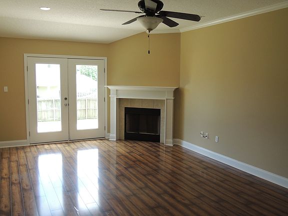 4th image of 13661 Hidden Oaks Dr