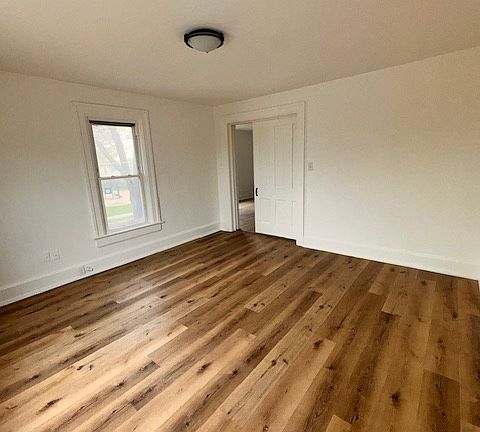 2nd image of 630 Hagerer St #2