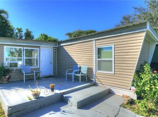 323 Pineapple St, Sebastian, FL 32958