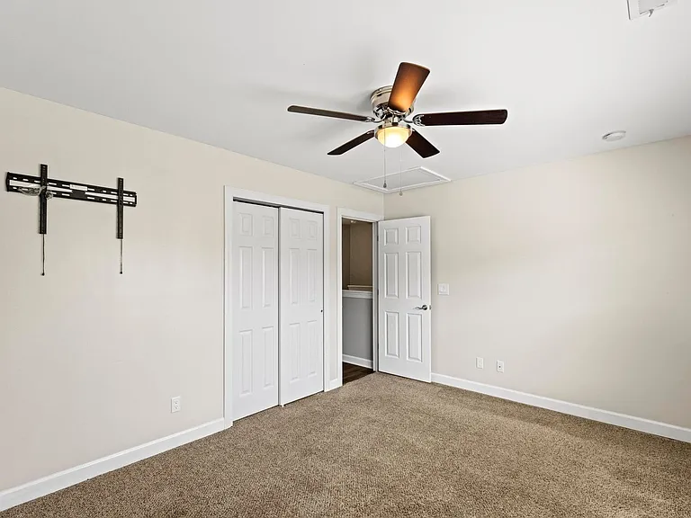 400 Mossy Oak Ln — Photo 20