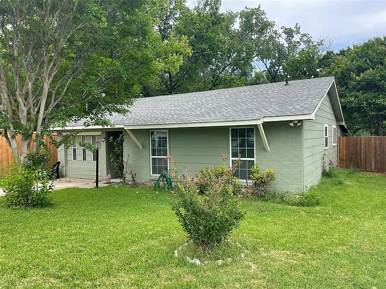 10353 Baronne Cir — Photo 14