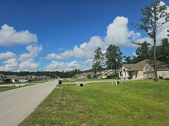 4th image of 16723 Rockwall St