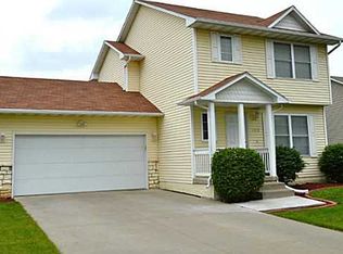2516 Eagle Point Ct, Des Moines, IA 50320