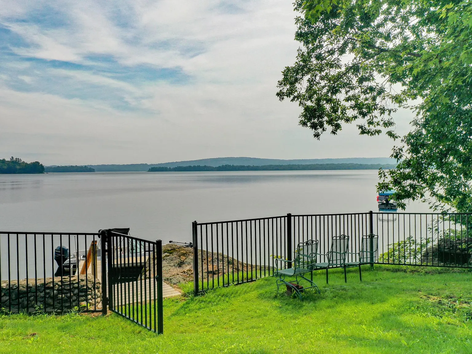 103 Lakeshore Dr — Photo 1