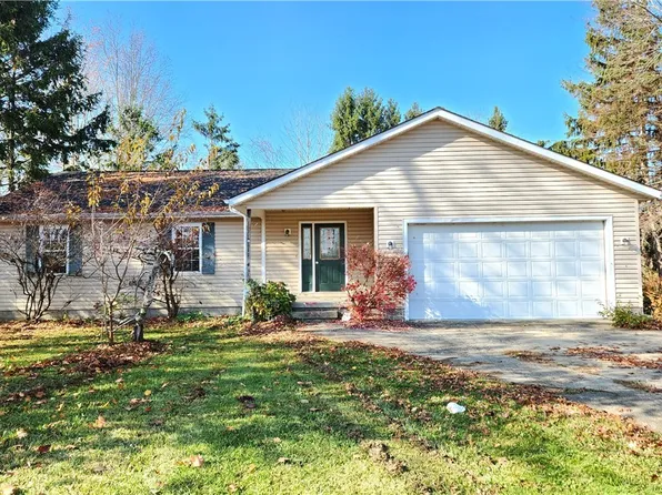 1104 N County Line Rd, Geneva, OH 44041