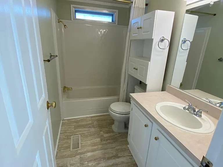 23 McCormick Rd — Photo 51