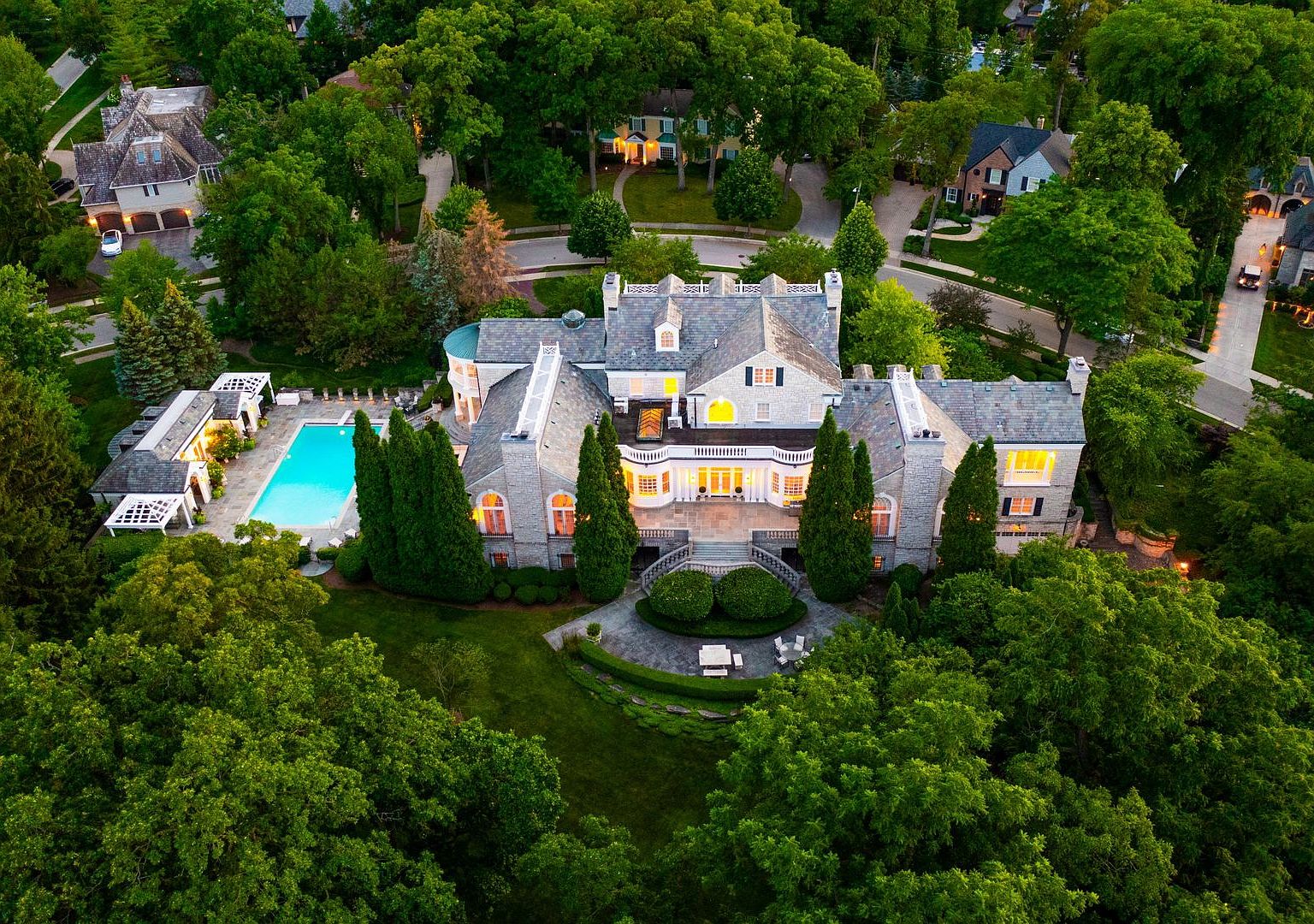 323 Hillcrest Ave, Hinsdale, IL 60521 | Zillow