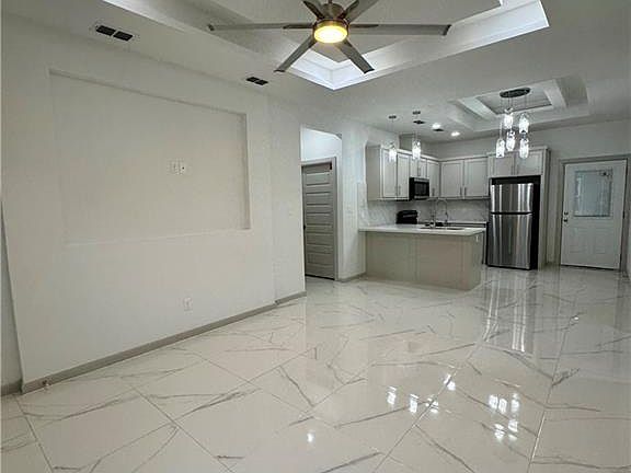 3rd image of 5604 Northwestern Ave #2