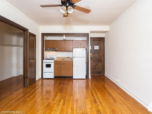 3rd image of 2258 N Cleveland Ave #1614