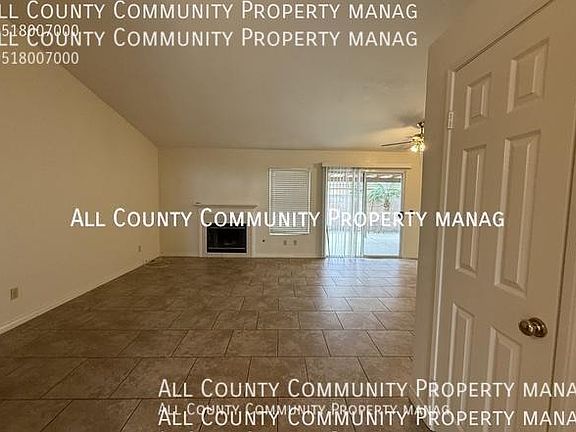 2nd image of 2277 Oak Ave