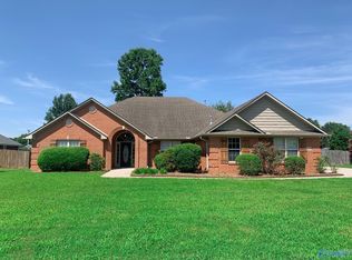 16601 Treemont Dr, Athens, AL 35613