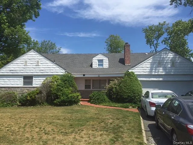 6 bed, 3.0 bath, 2773 sqft, $7,800 — Photo 1