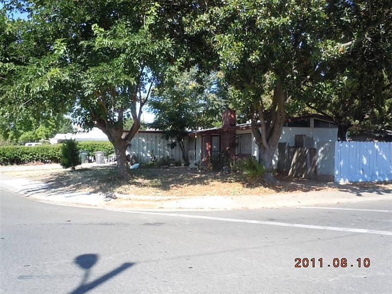 2nd image of 2203 W Del Rio Dr