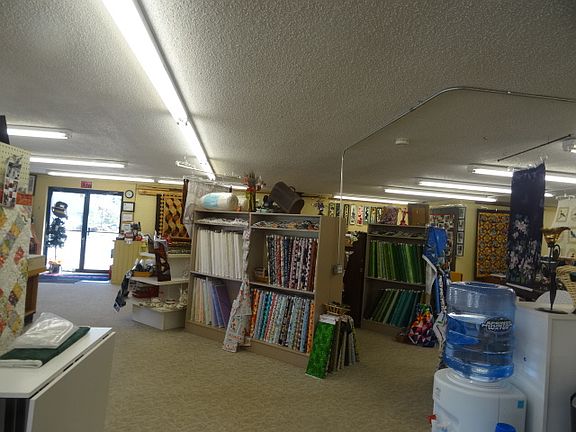 3rd image of 200 Chestnut St