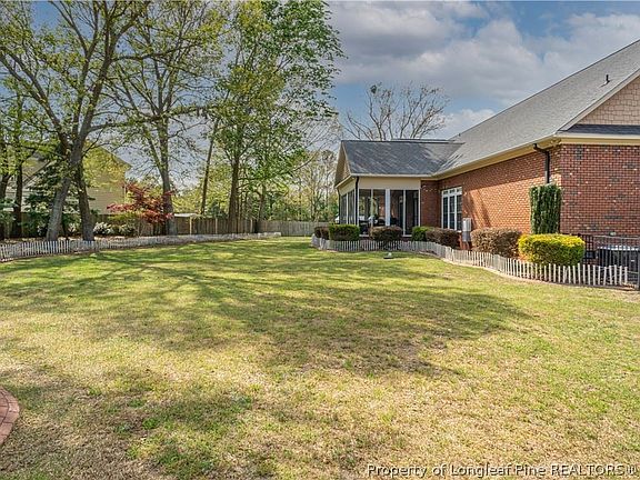 5th image of 2800 Sand Trap Ln
