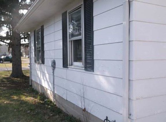 3rd image of 216 S Kentucky St