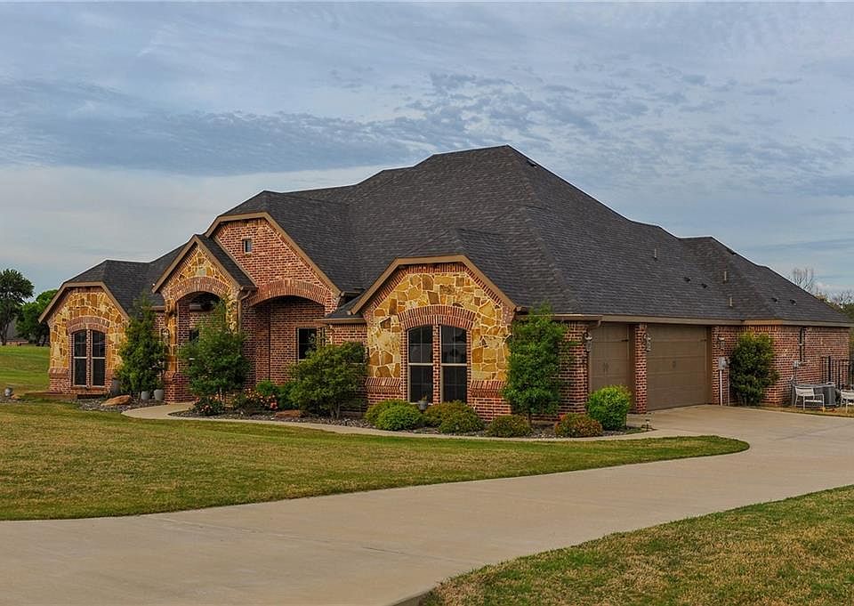 1st image of 3321 Swan Lake Dr