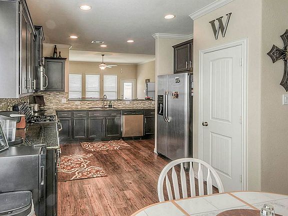 5th image of 20407 Flatiron Dr