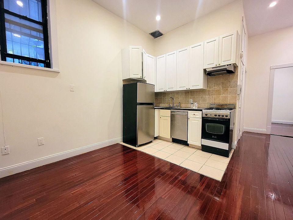 1st image of 449 E 78th St #1X