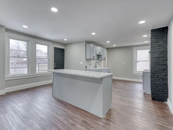 68 Lewis Ave Unit 2, Meriden, CT 06451