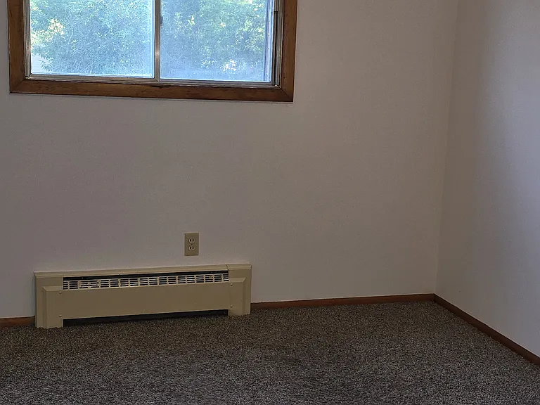 425 S Roosevelt Ave #6 — Photo 6