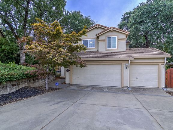 4th image of 112 Maderos Ct