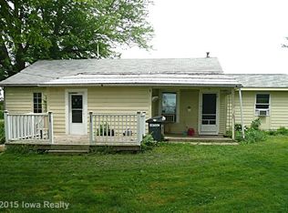 1660 Newbold Dr, Knoxville, IA 50138