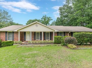 9268 Choctaw Ct, Jonesboro, GA 30236