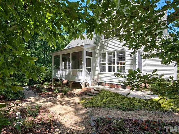 4th image of 2812 Montcastle Ct