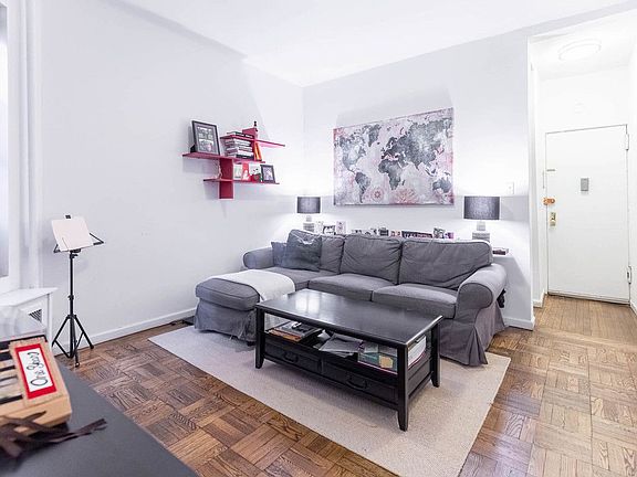 3rd image of 107 E 88th St #2N