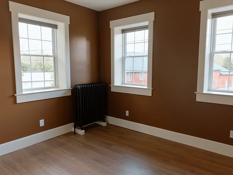 307 E Meadow Valley Rd — Photo 15