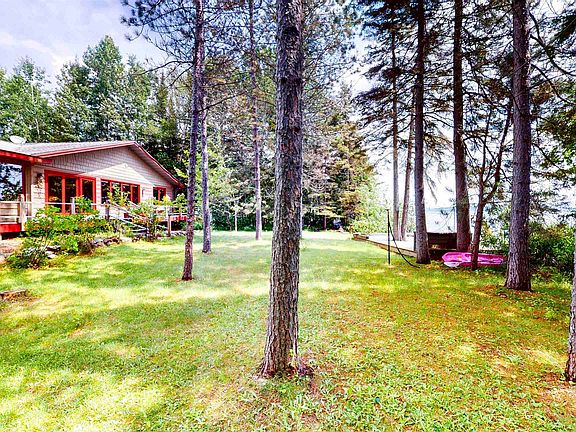 2nd image of 128 Wesley Ln