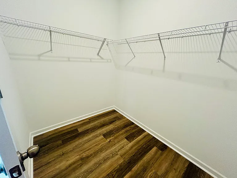 7121 Fisk Dr NE — Photo 14