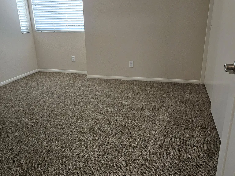 445 Hart Dr #7 — Photo 12