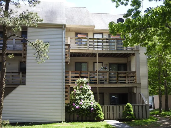 800 Bearses Way #4NF, Barnstable, MA 02630