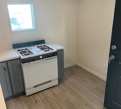 2nd image of 5075 W Washington Blvd Unit 1