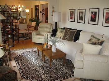 5th image of 1827 Auburndale Ave