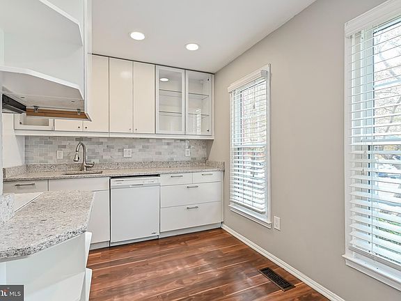 5th image of 6416 Birch Leaf Ct #15