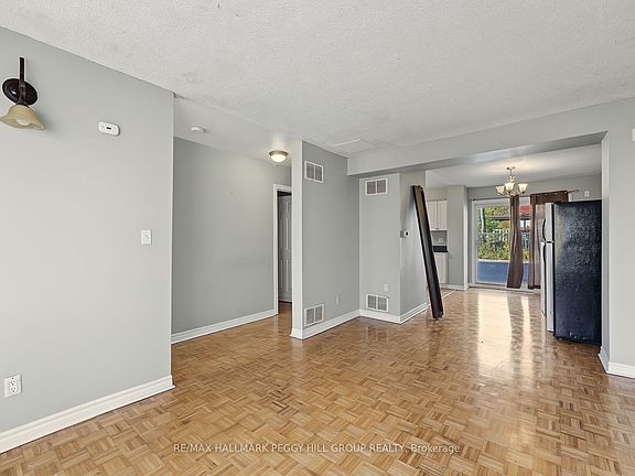 4th image of 275 Blake St #26