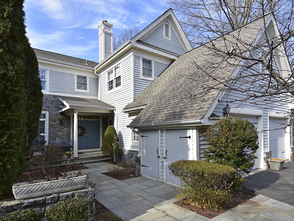 1st image of 13 Westfield Ln