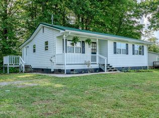 356 Beechwood Ln, Clinton, TN 37716