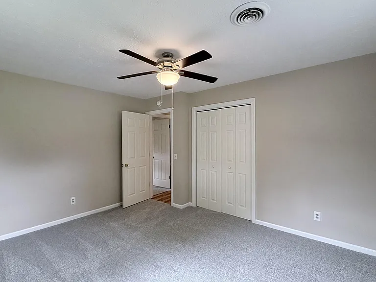 725 Wildflower Ln — Photo 20